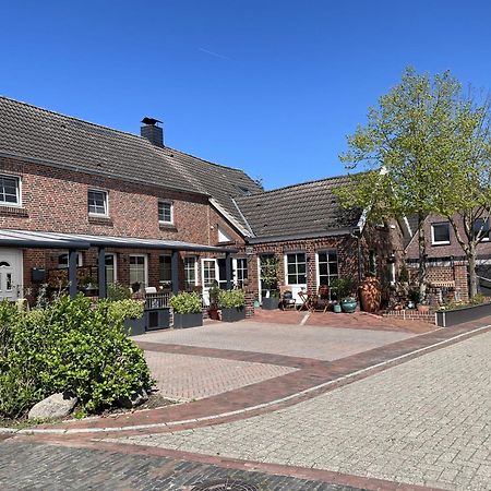 Burghaus 4 Apartment Greetsiel Exterior photo