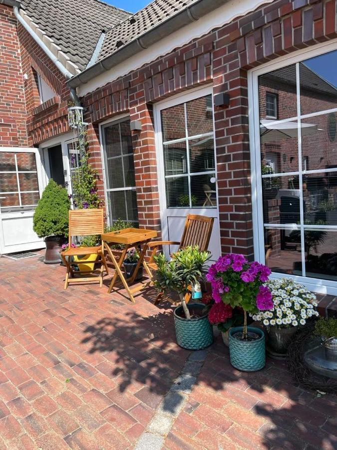 Burghaus 4 Apartment Greetsiel Exterior photo