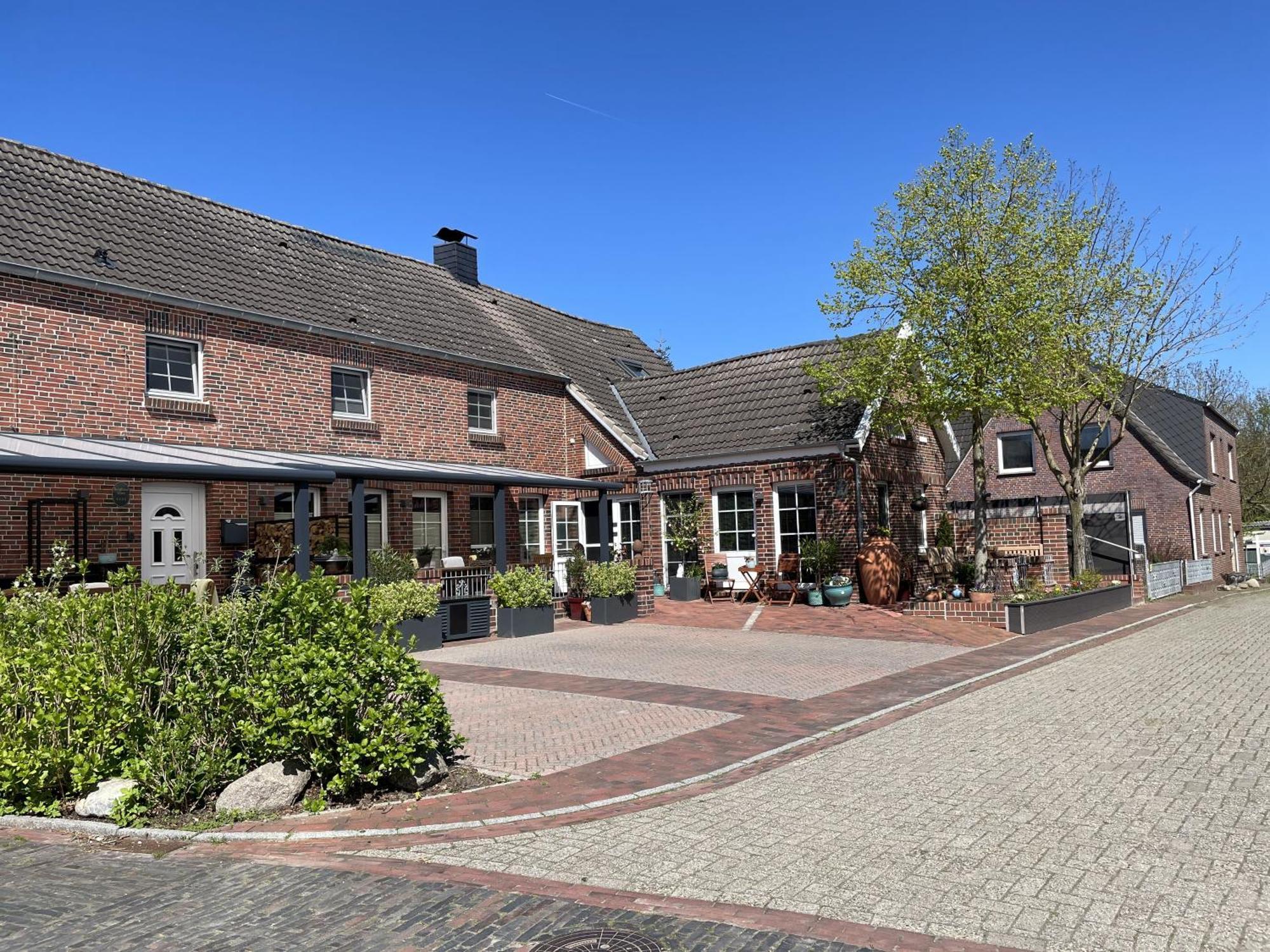 Burghaus 4 Apartment Greetsiel Exterior photo